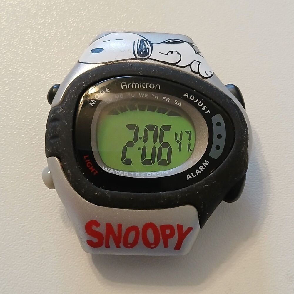VTG 1990s Armitron All-Sport Snoopy Peanuts Digital LCD Watch 35mm M298 900/250